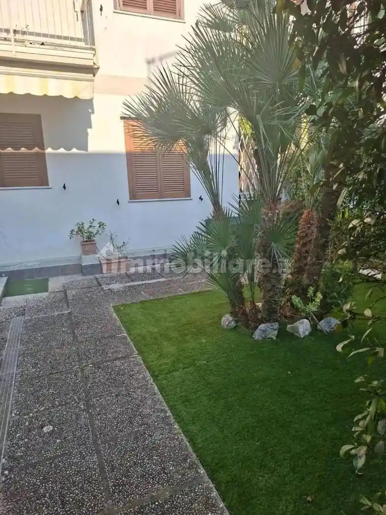 Villa in vendita a Luni