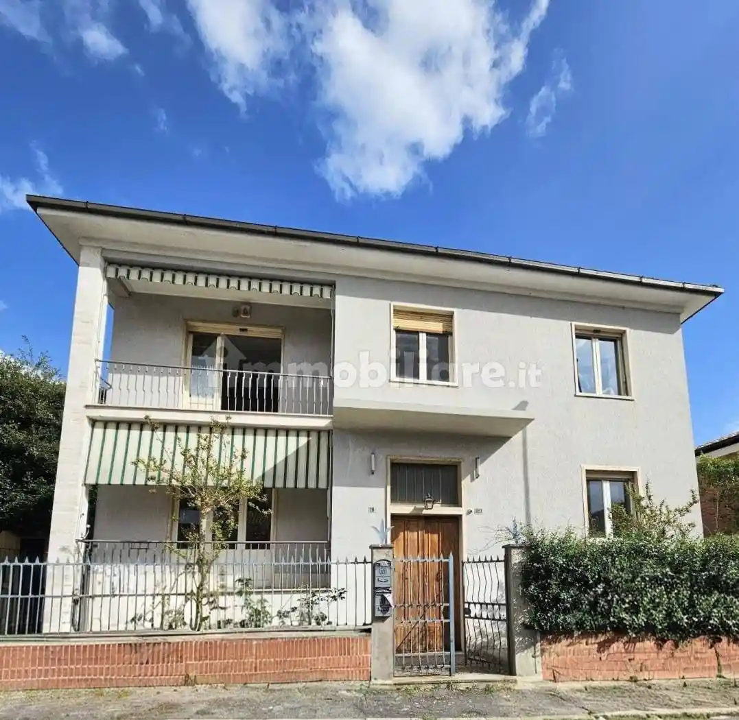 Villa in vendita a Siena