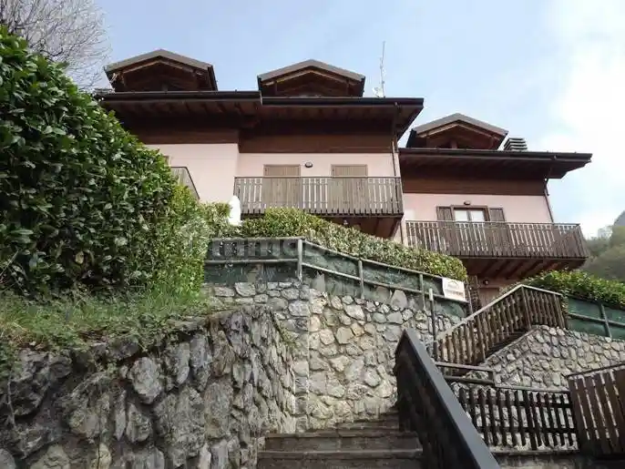 Appartamento in vendita a Cornalba