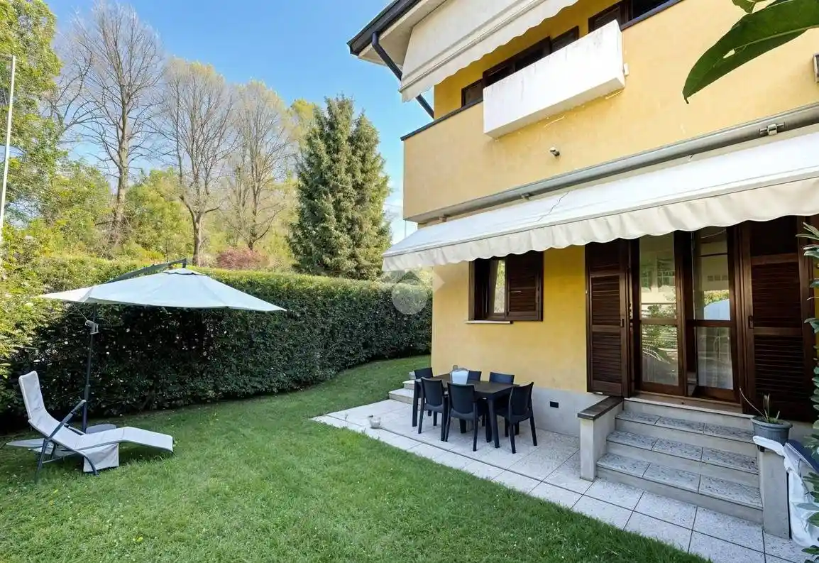 Villetta a schiera in vendita a Carimate