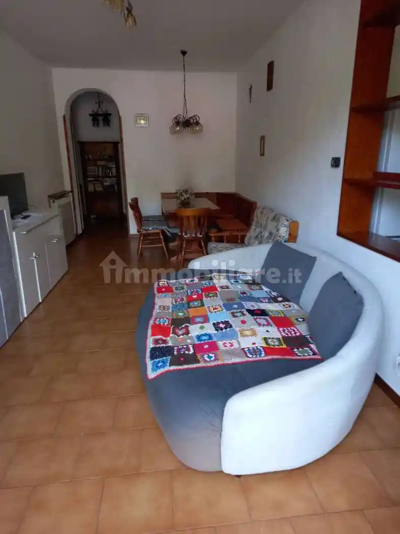 Appartamento in vendita a Cuasso al Monte