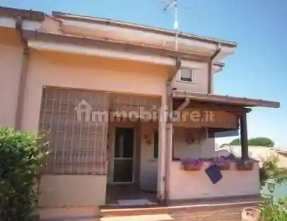 Villa in vendita a Ardea