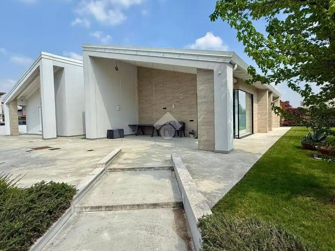 Villa in vendita a Castel Goffredo