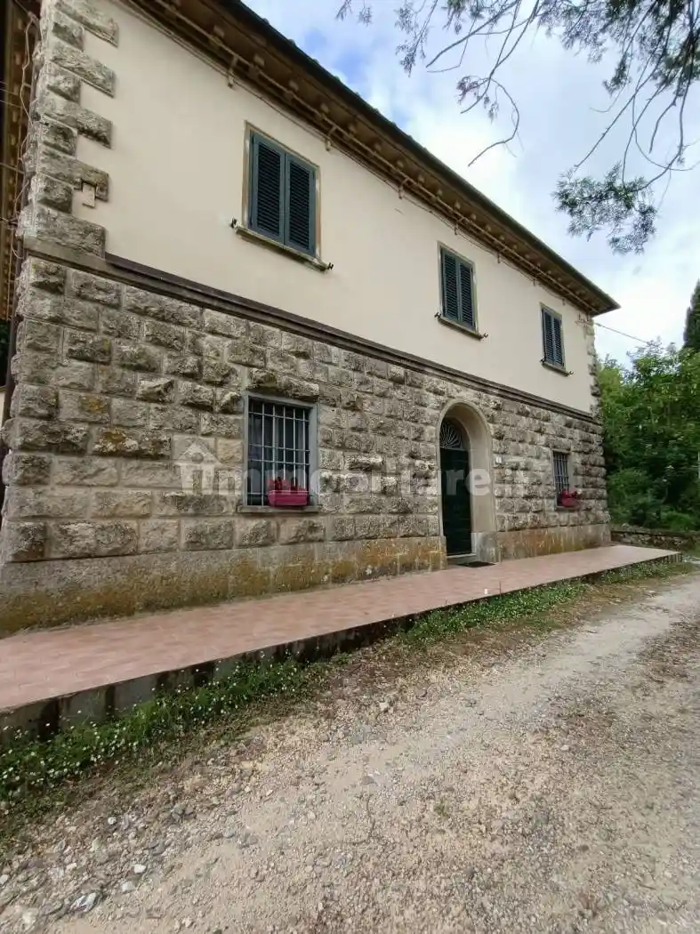 Appartamento in vendita a Collesalvetti