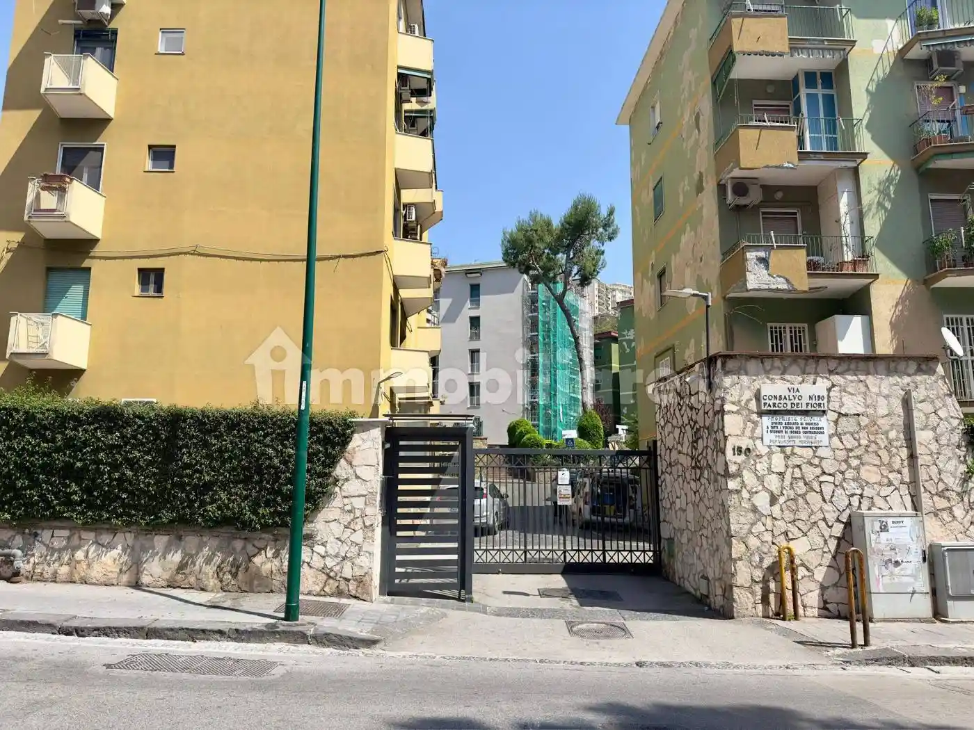 Appartamento in vendita a Napoli