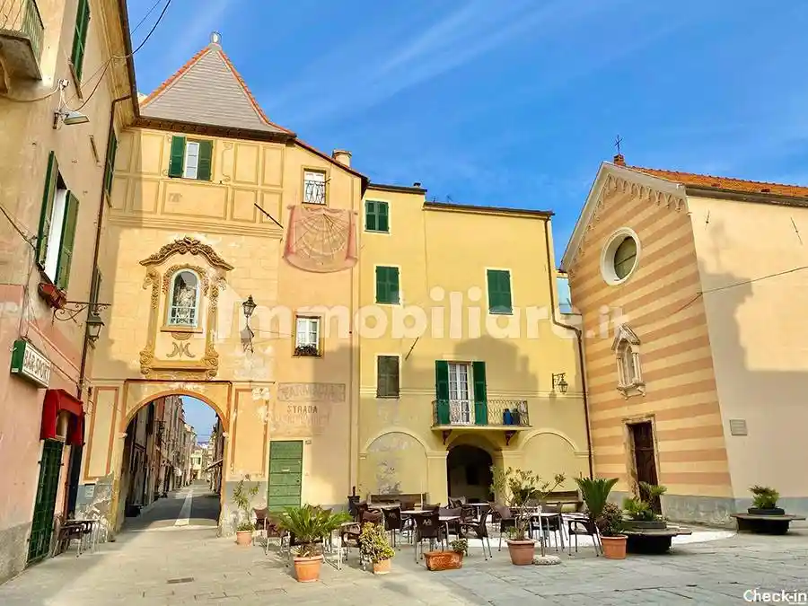 Appartamento in vendita a Borghetto Santo Spirito
