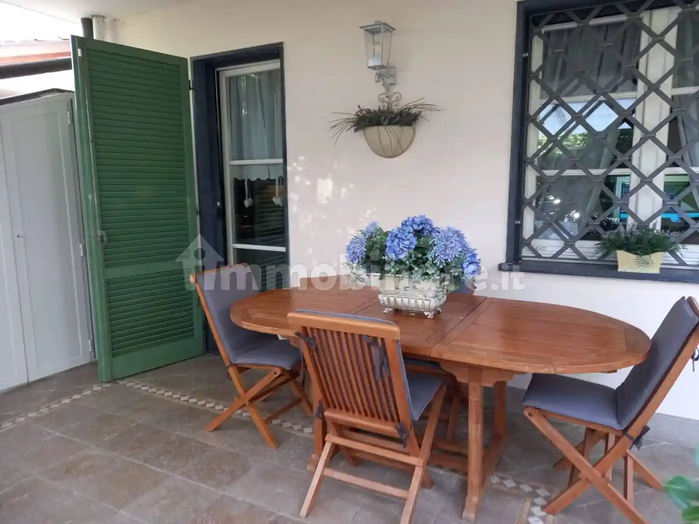 Villa in vendita a Montignoso