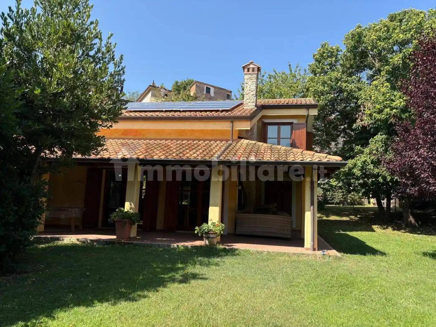 Villa in vendita a Cerisano