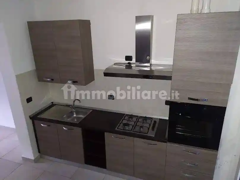 Casa indipendente in affitto a Santa Giuletta