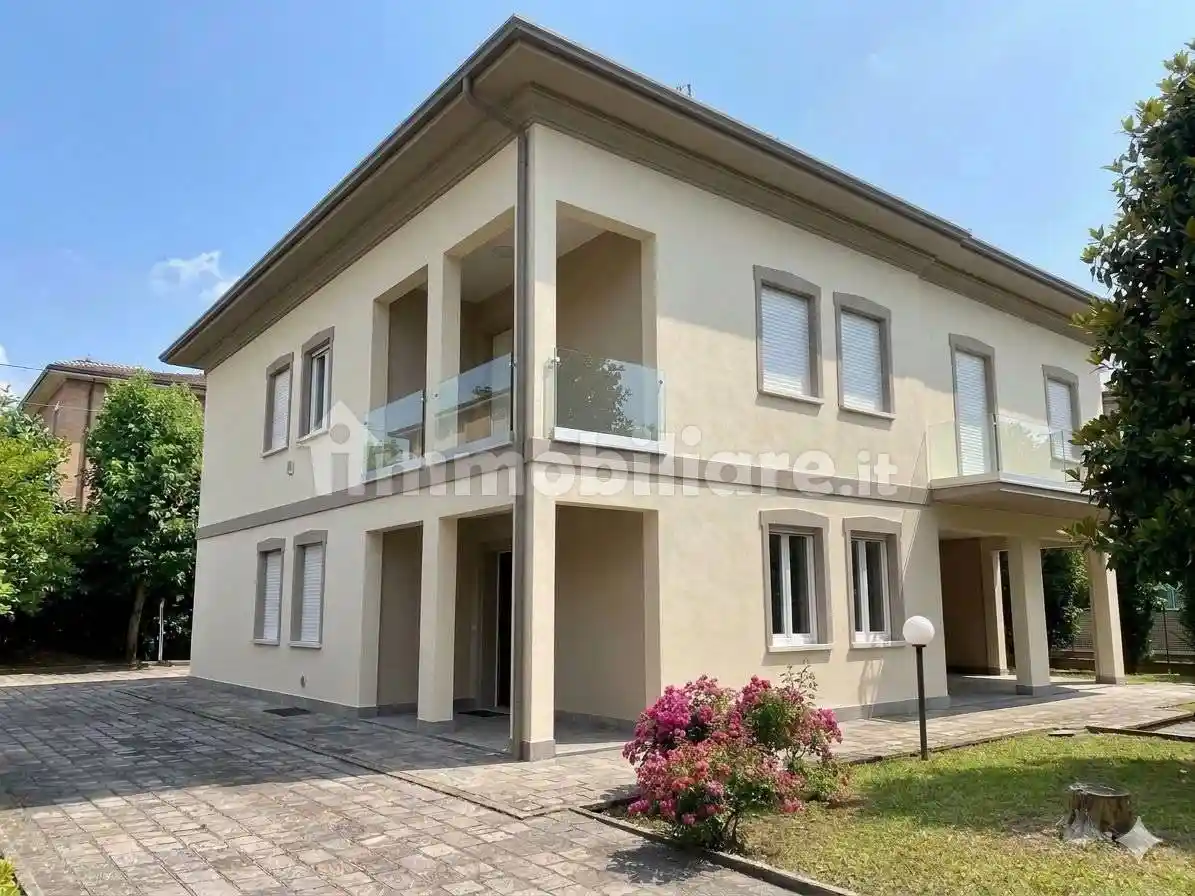 Villa in vendita a Sassuolo