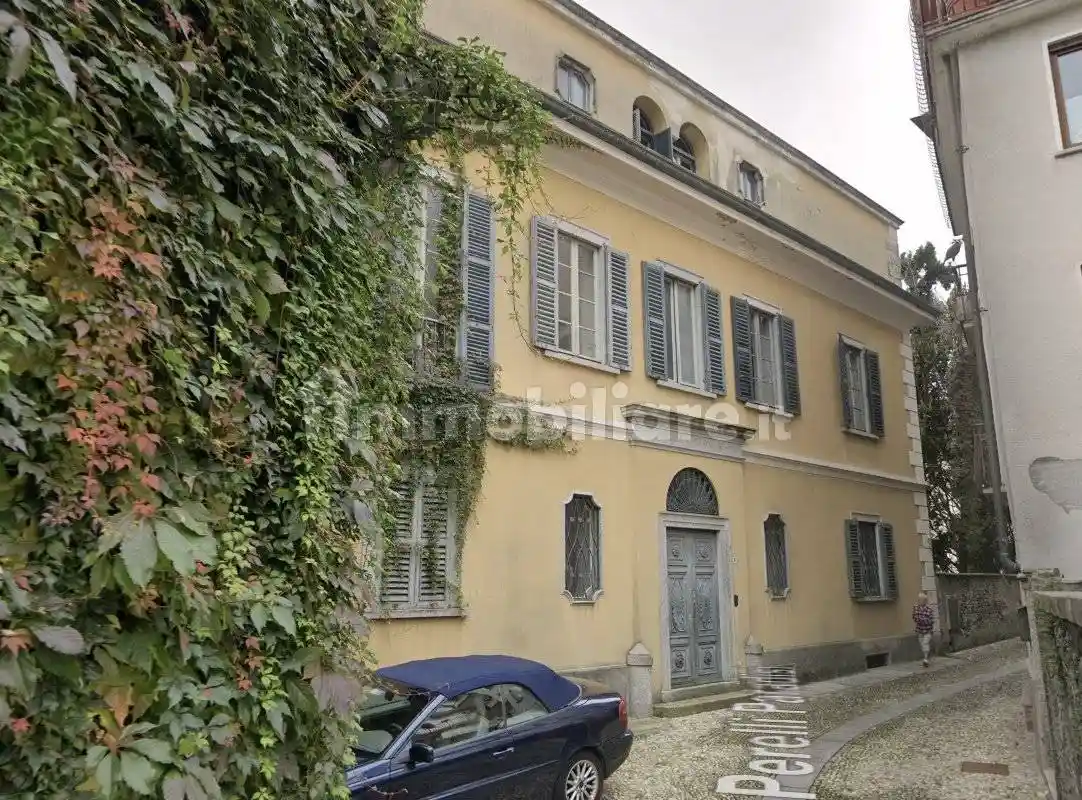 Villa in vendita a Premeno