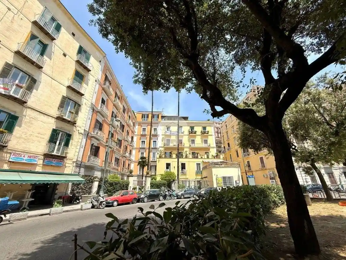 Appartamento in affitto a Napoli