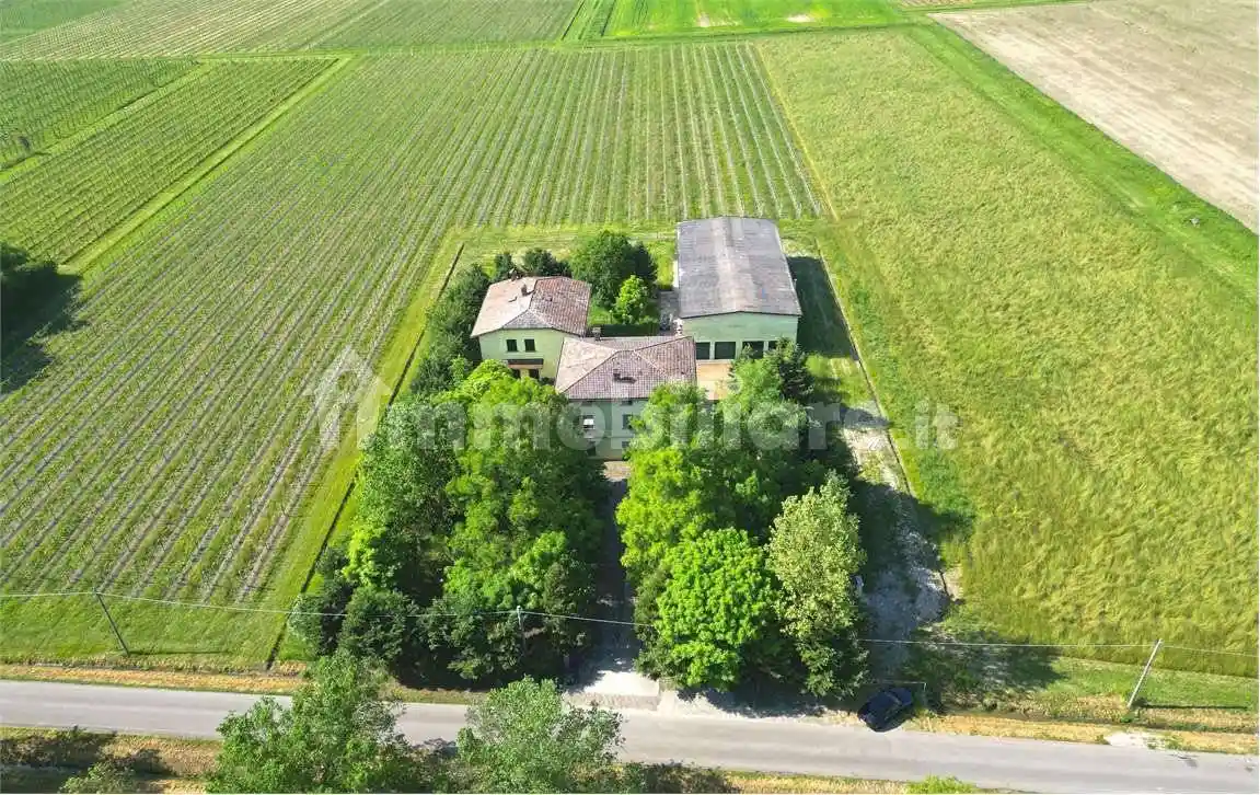 Casa indipendente in vendita a Soliera
