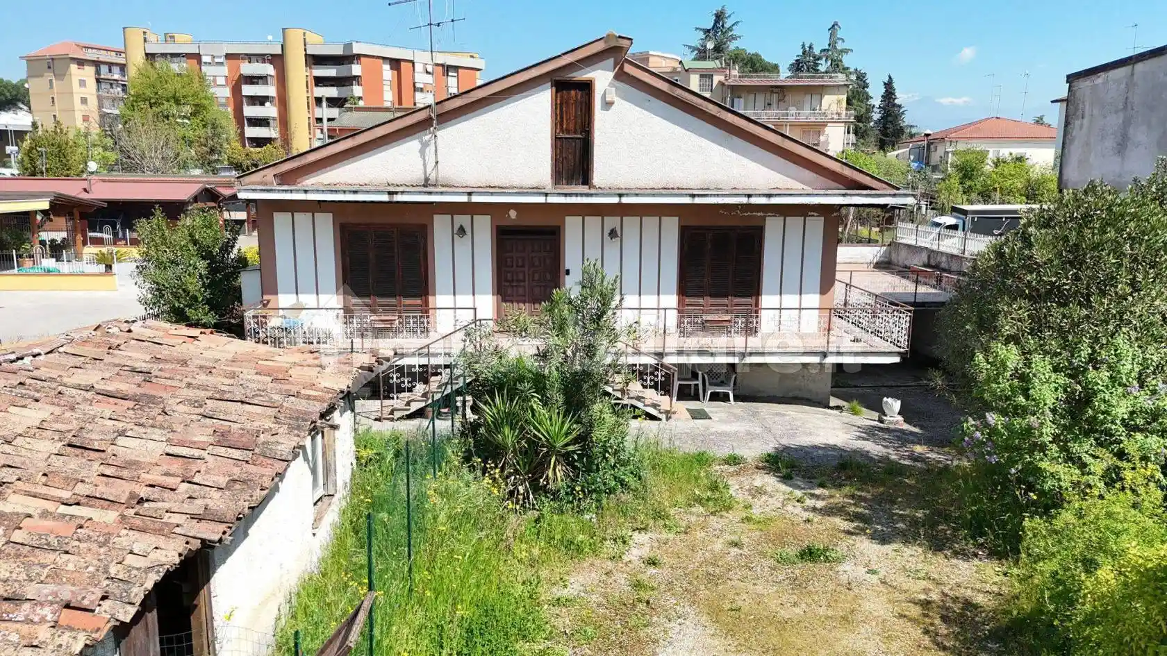 Casa indipendente in vendita a Frosinone