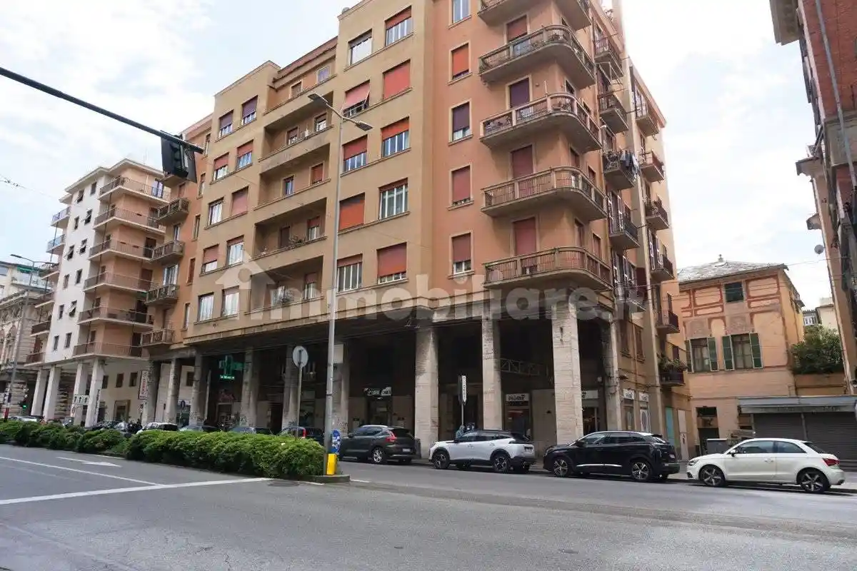 Appartamento in vendita a Genova