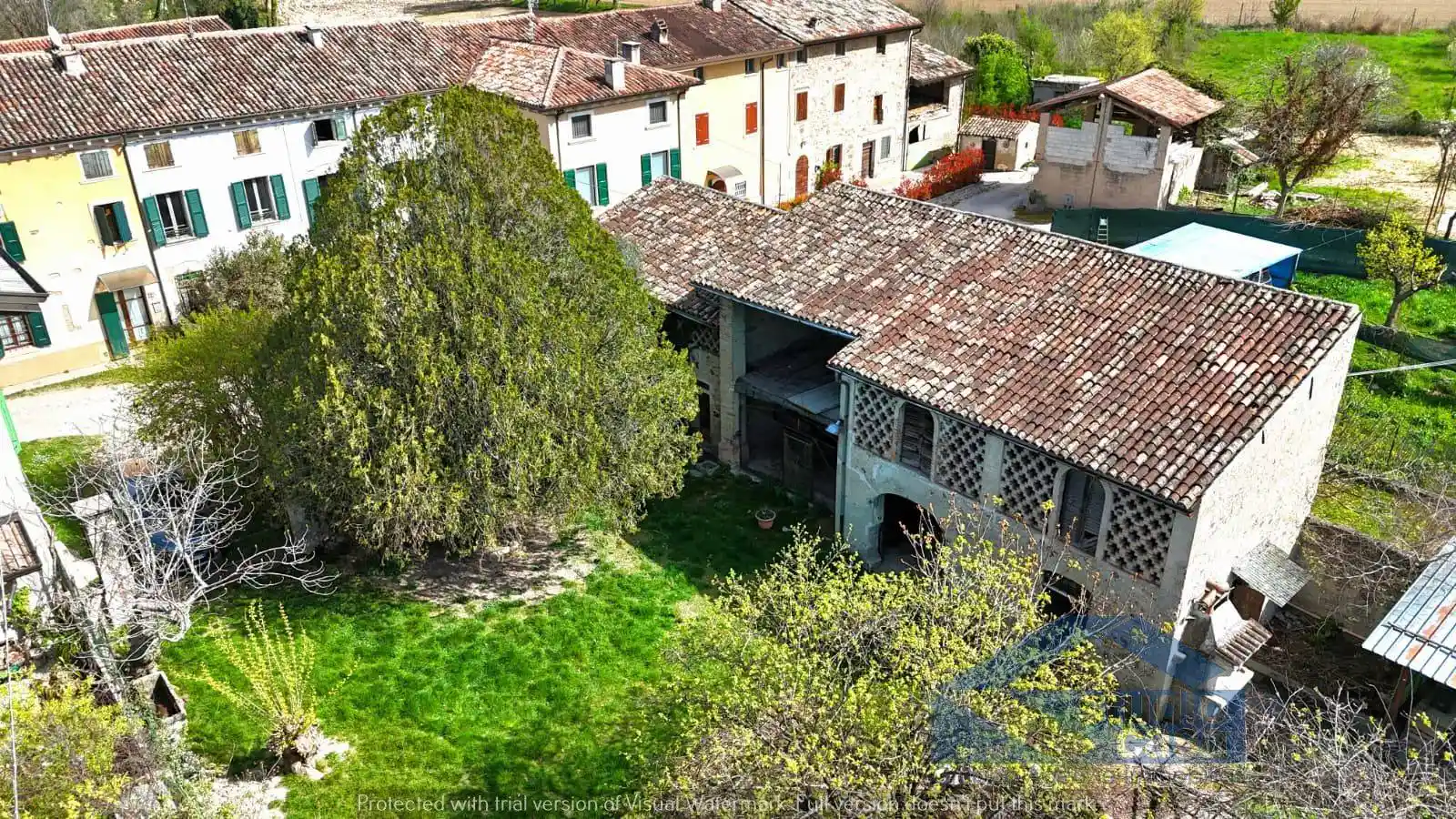 Rustico - Casale in vendita a Monzambano