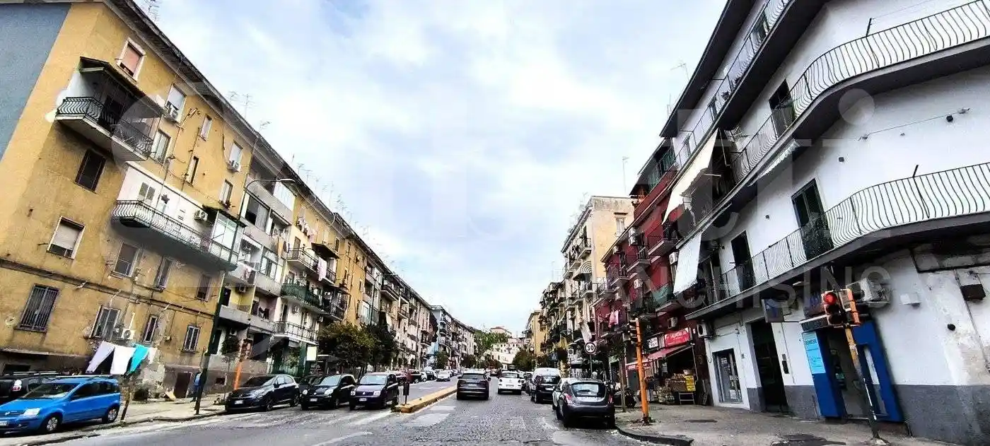 Appartamento in affitto a Napoli
