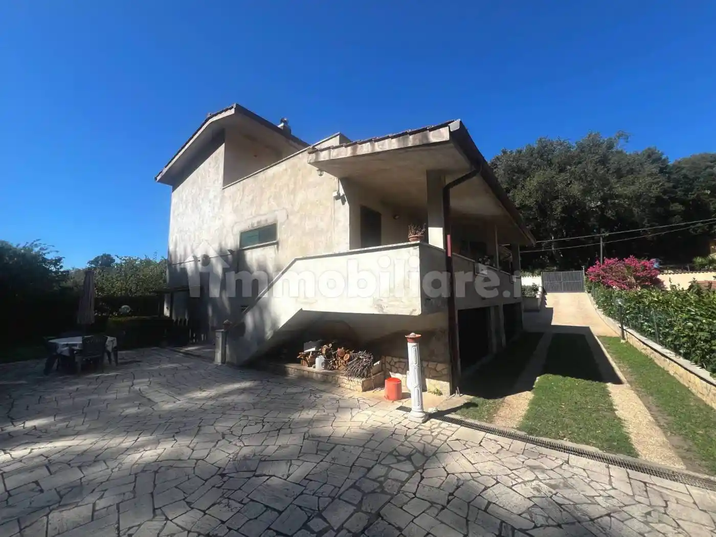 Villa in vendita a Aprilia
