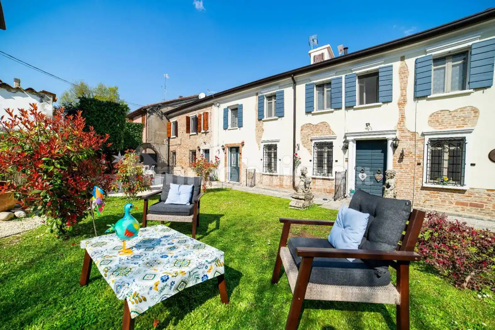 Villa in vendita a Sustinente