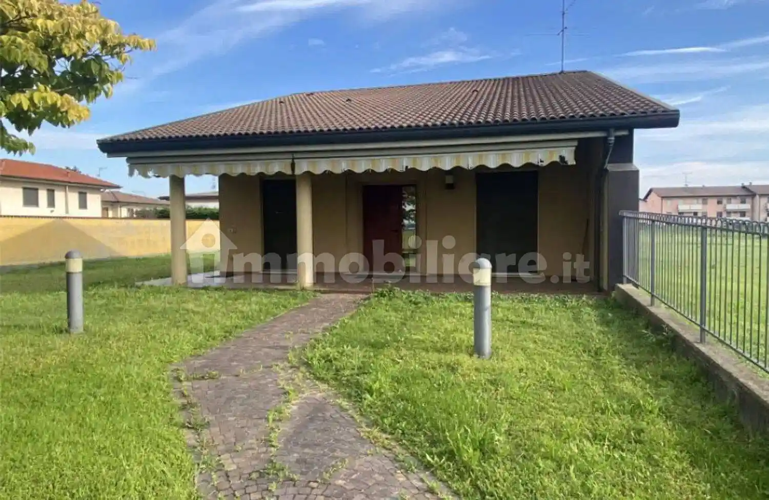 Villa in vendita a Mesero