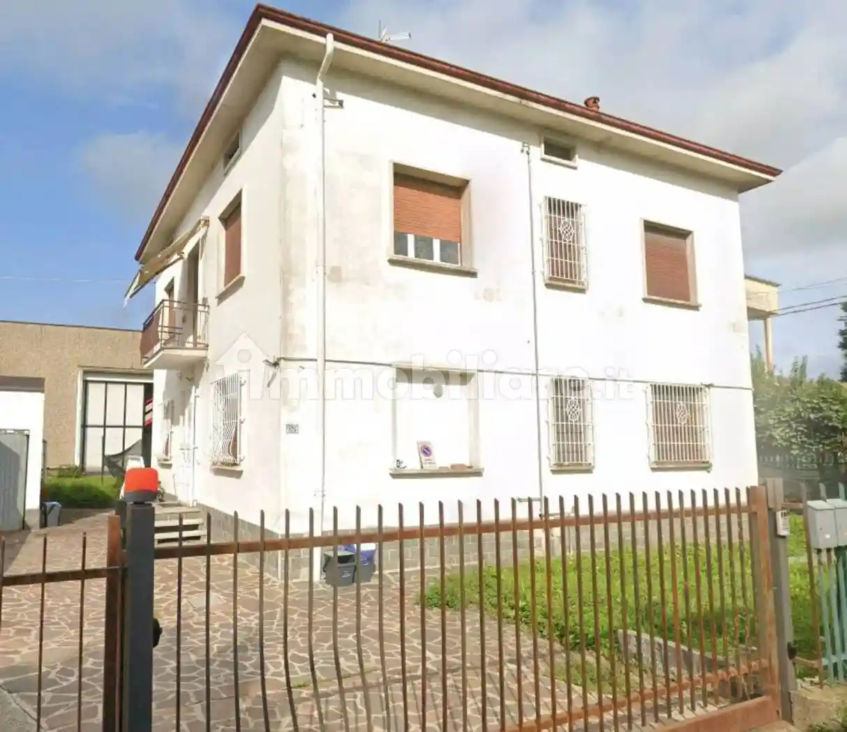 Villa in vendita a Cavaria con Premezzo