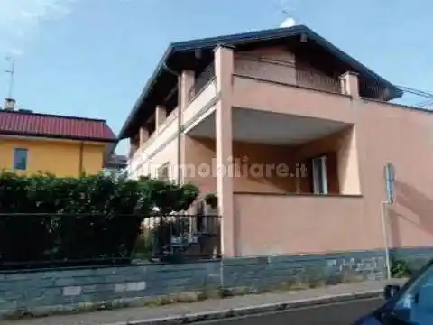 Villa in vendita a Vittuone