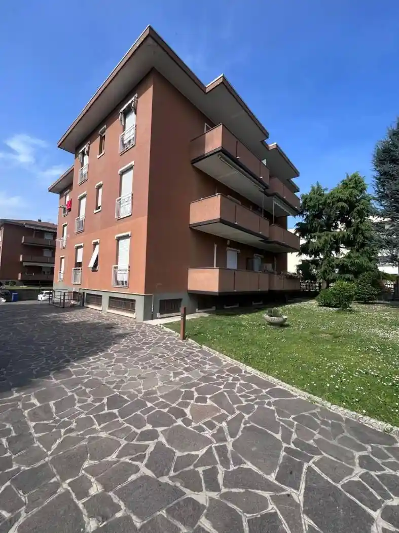 Appartamento in affitto a Uboldo