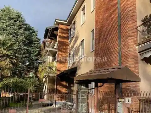 Appartamento in vendita a Senago