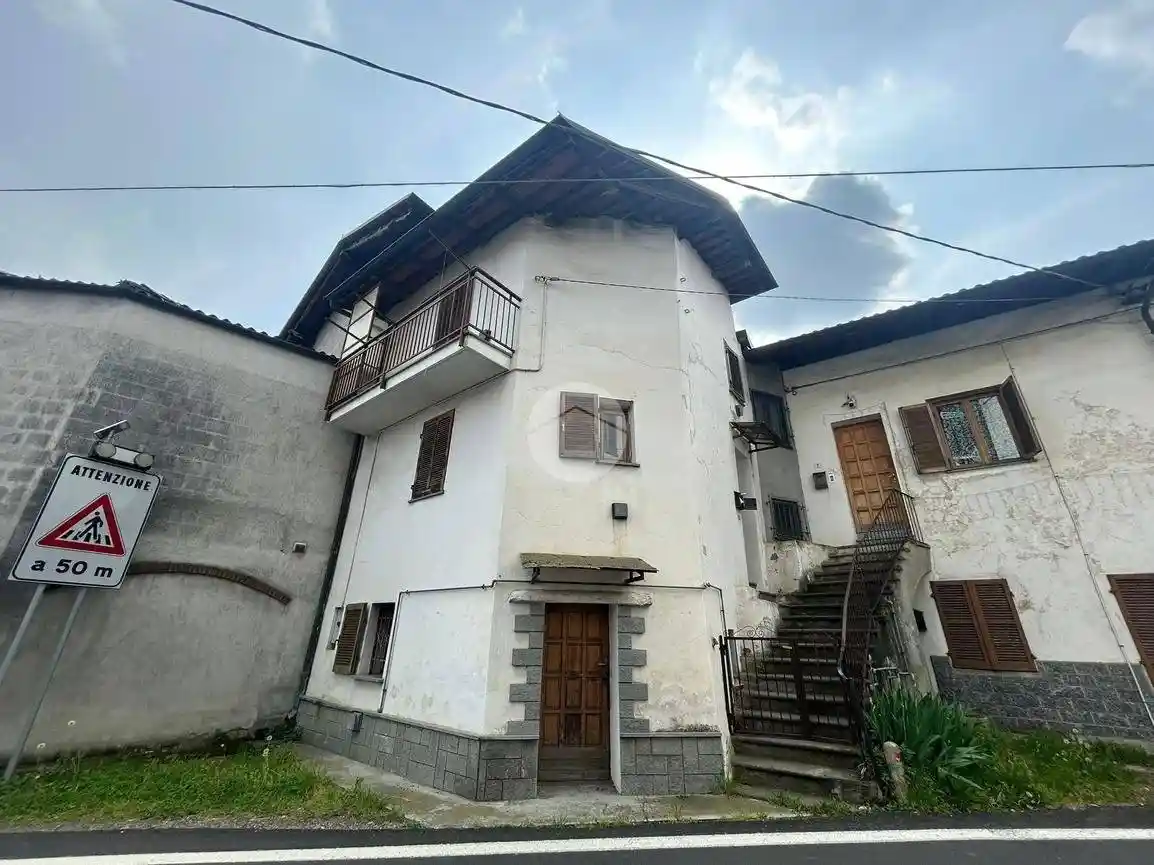 Casa indipendente in vendita a Cuorgnè