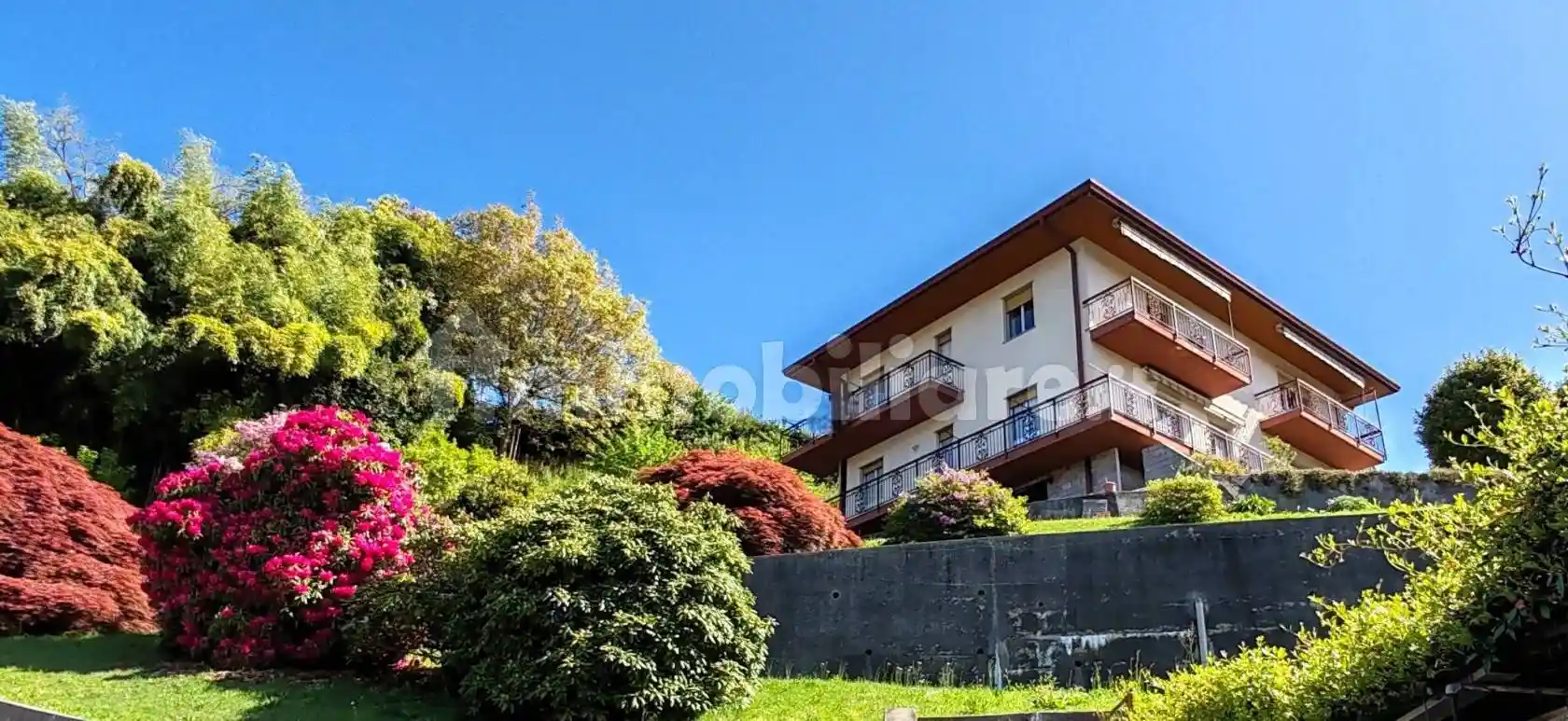 Villa in vendita a Verbania