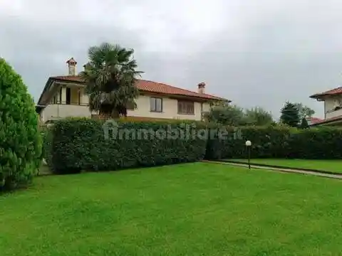 Appartamento in vendita a Inveruno