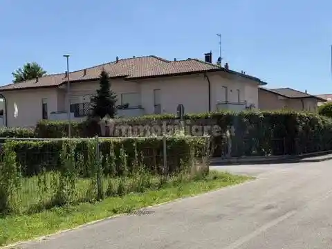 Appartamento in vendita a Dairago