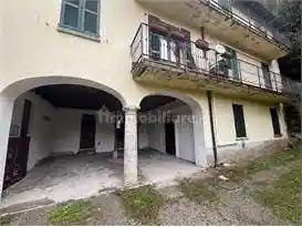 Appartamento in vendita a Asso