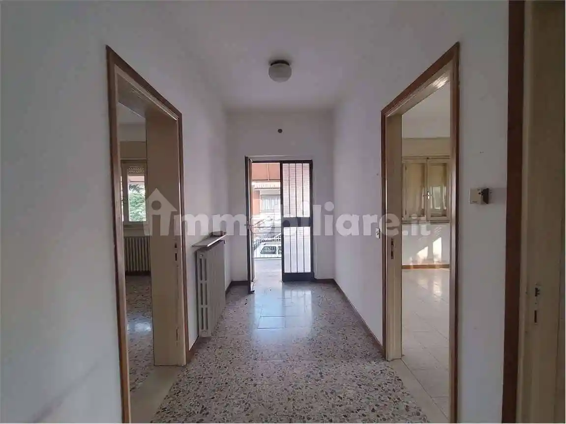 Villa in vendita a Carpaneto Piacentino
