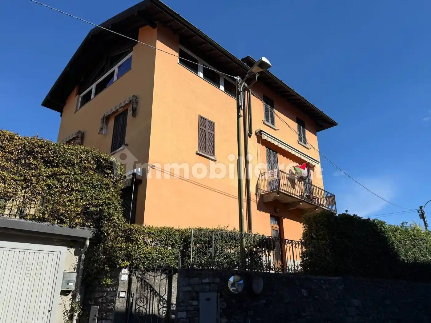 Appartamento in vendita a Tremezzina