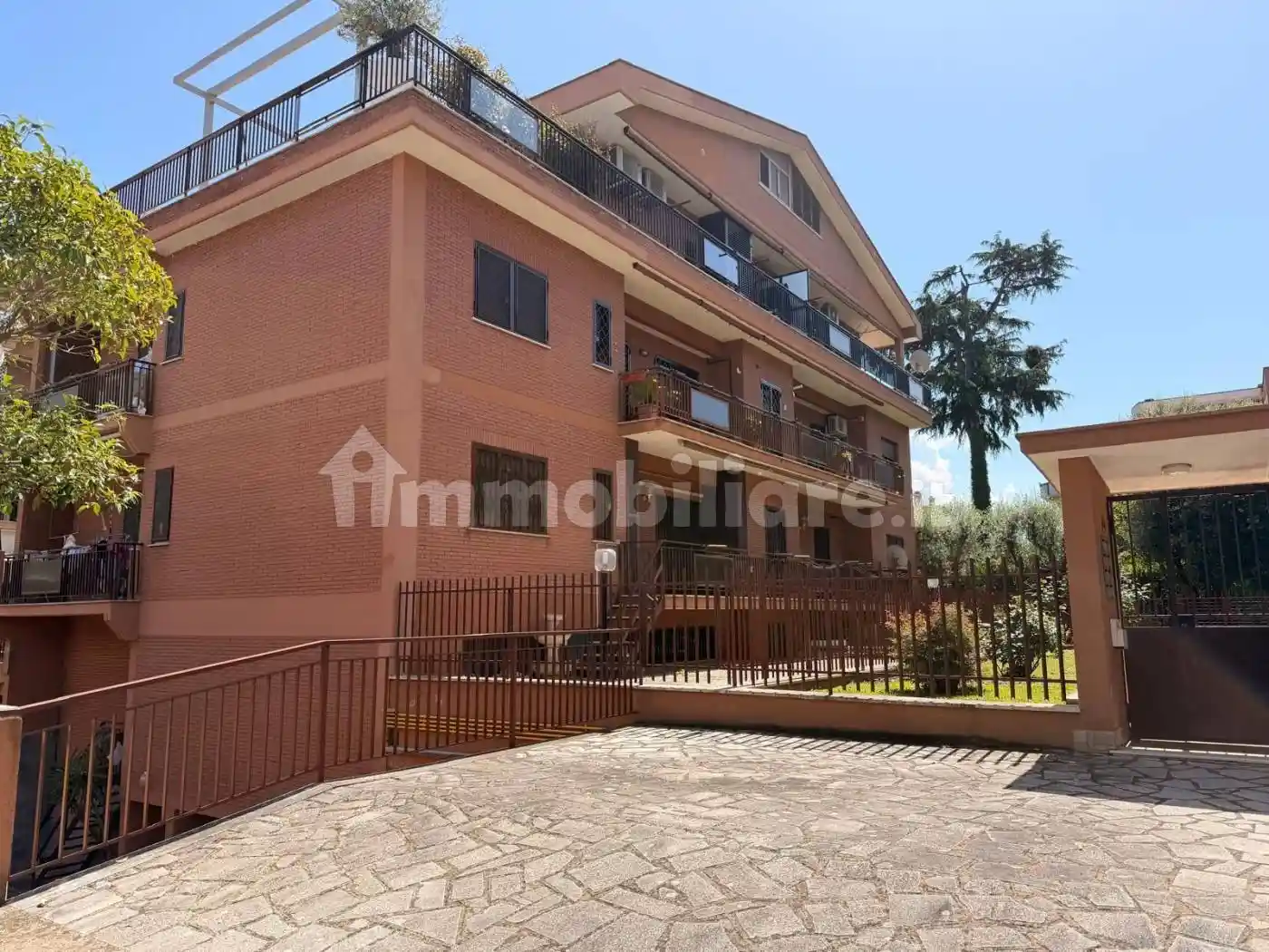 Appartamento in vendita a Roma