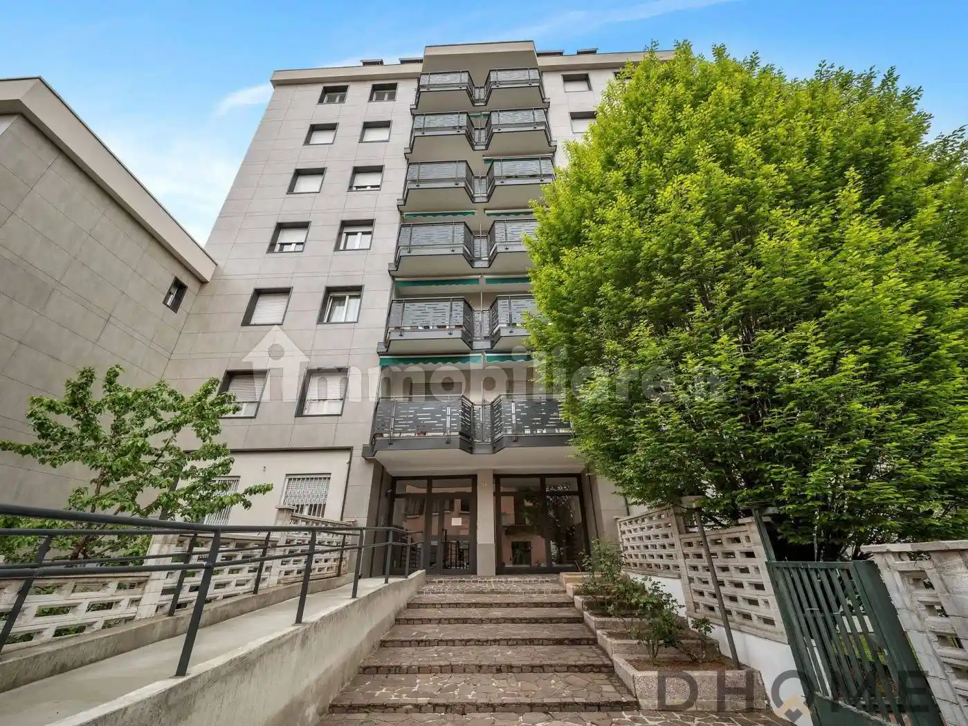 Appartamento in vendita a Monza