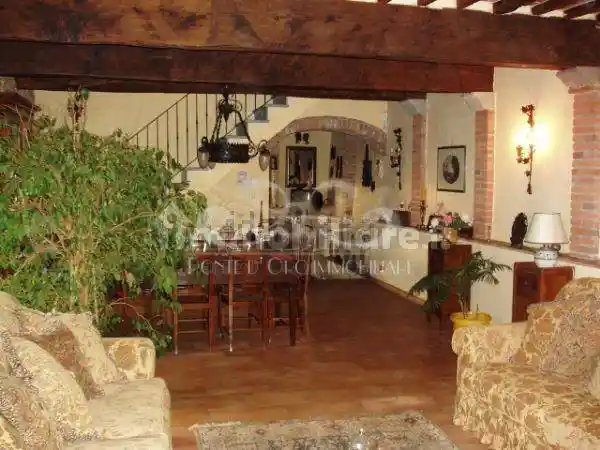 Rustico - Casale in vendita a Massarosa