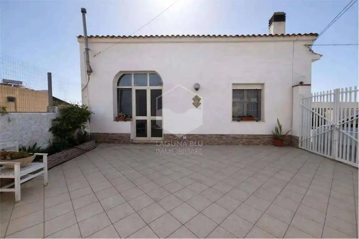 Casa indipendente in vendita a Petrosino