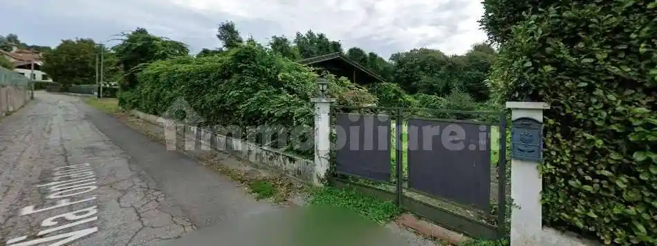 Villa in vendita a Brovello-Carpugnino