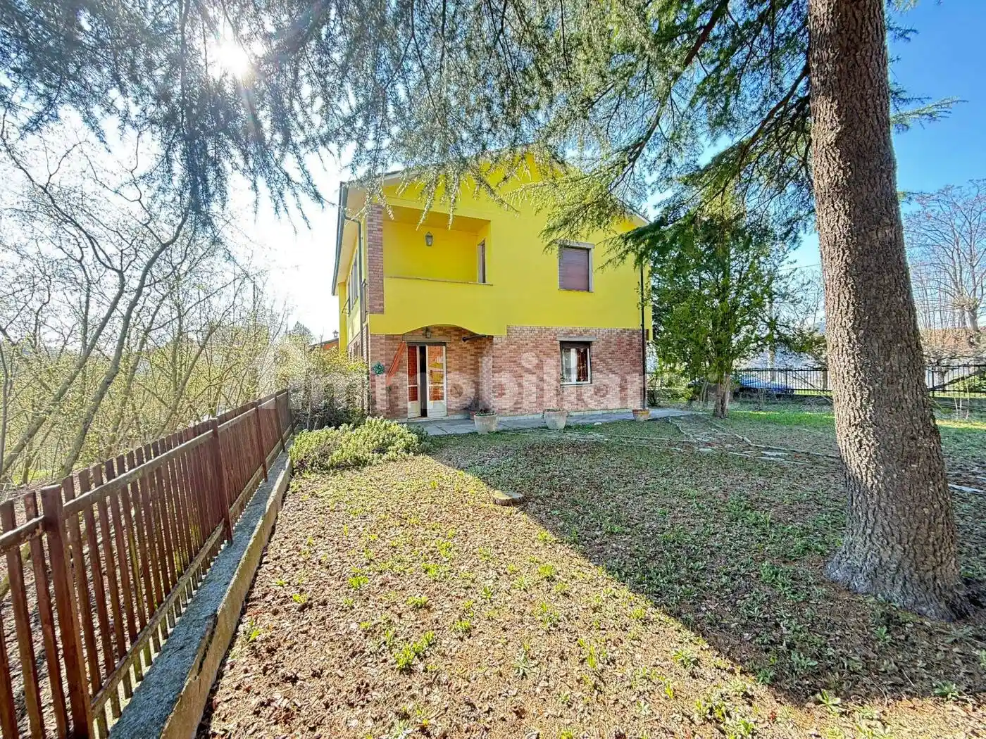 Villa in vendita a Cravanzana