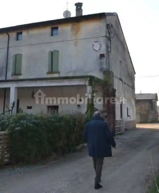 Casa indipendente in vendita a Borgo San Giacomo
