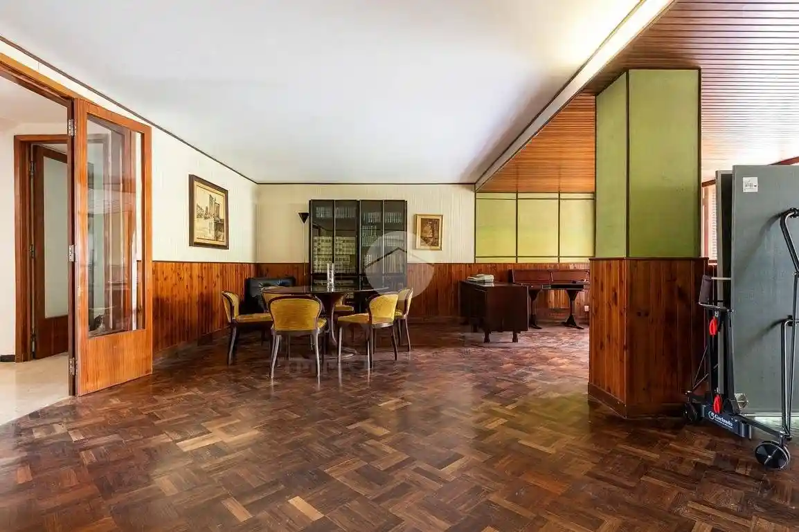 Palazzo - Edificio in vendita a Capolona