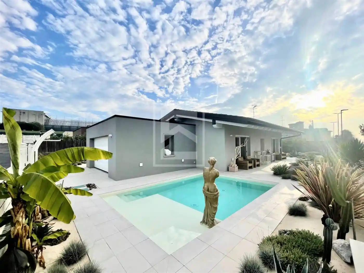 Villa in vendita a Lonato del Garda