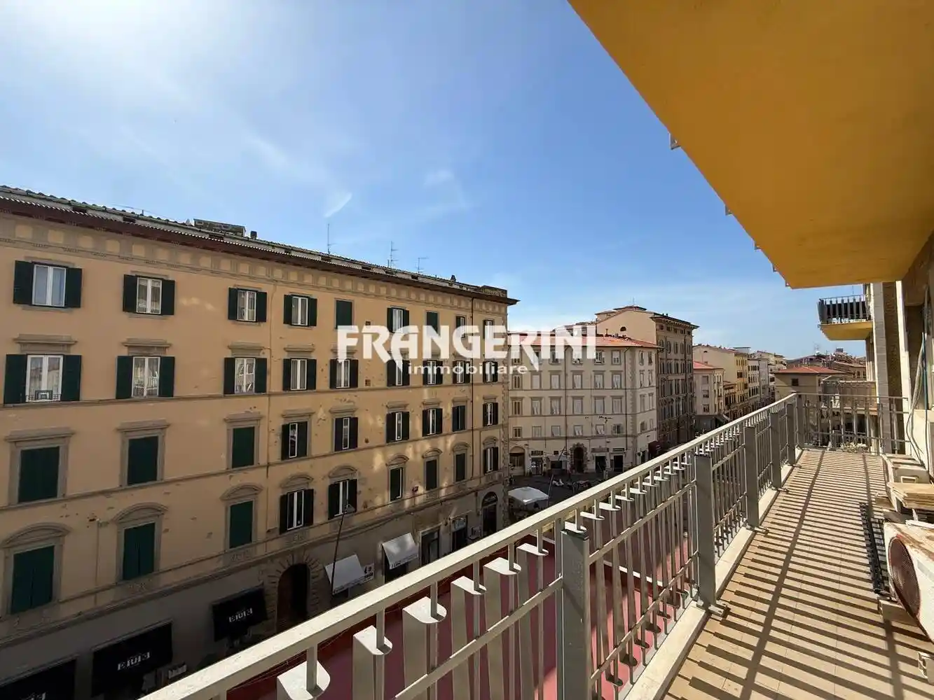 Appartamento in vendita a Livorno