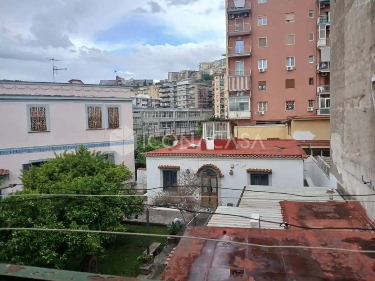 Appartamento in vendita a Napoli