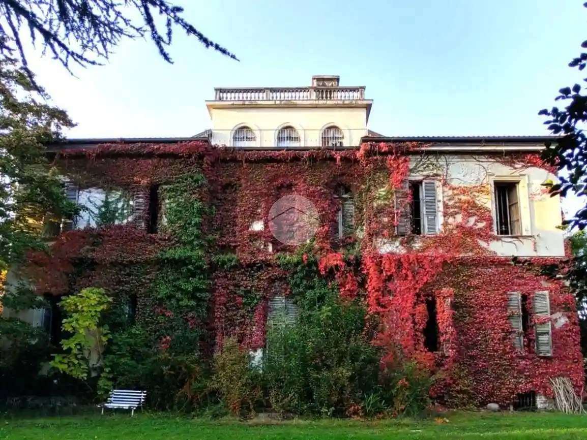Rustico - Casale in vendita a Biella