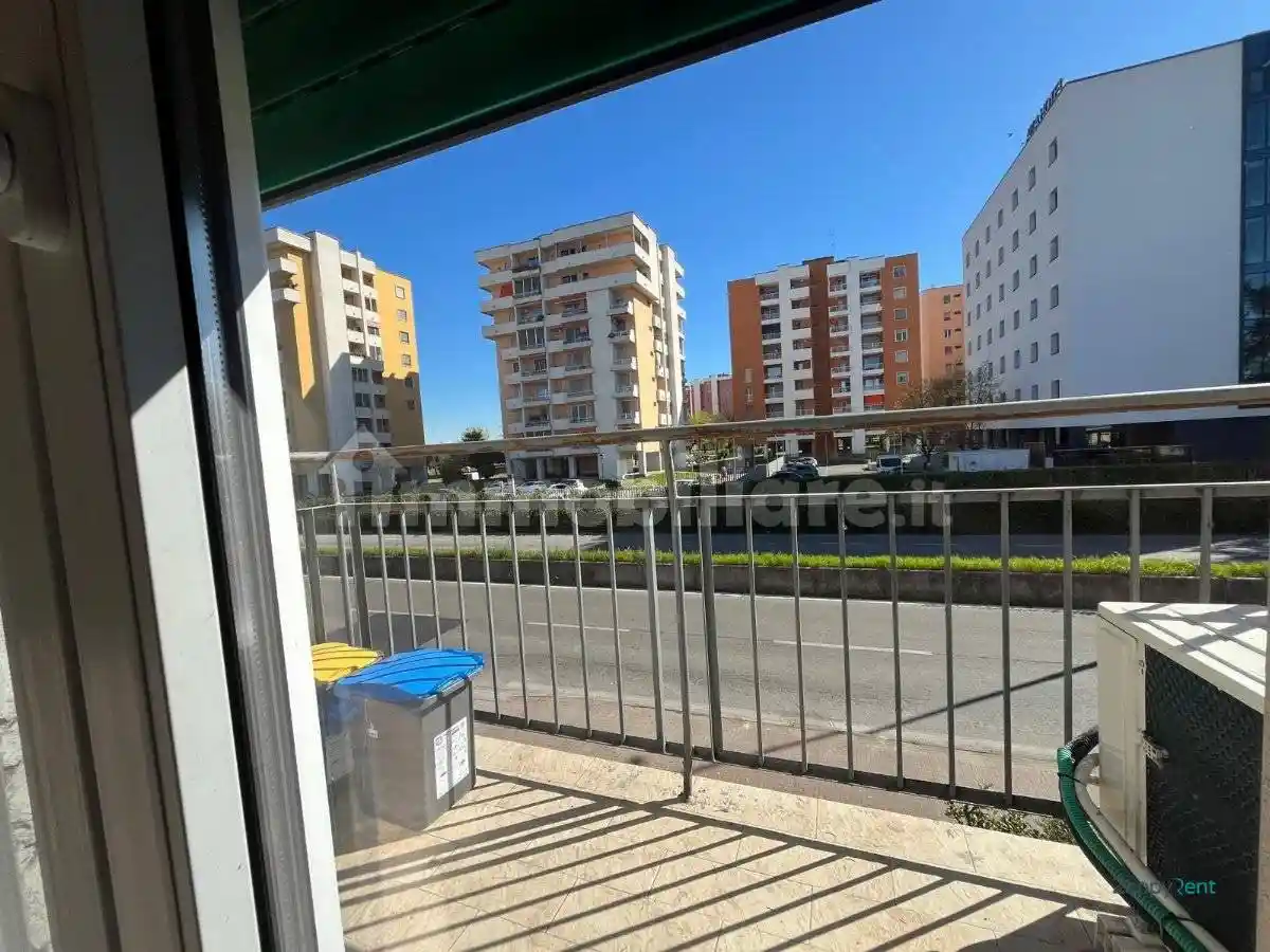 Appartamento in affitto a Opera