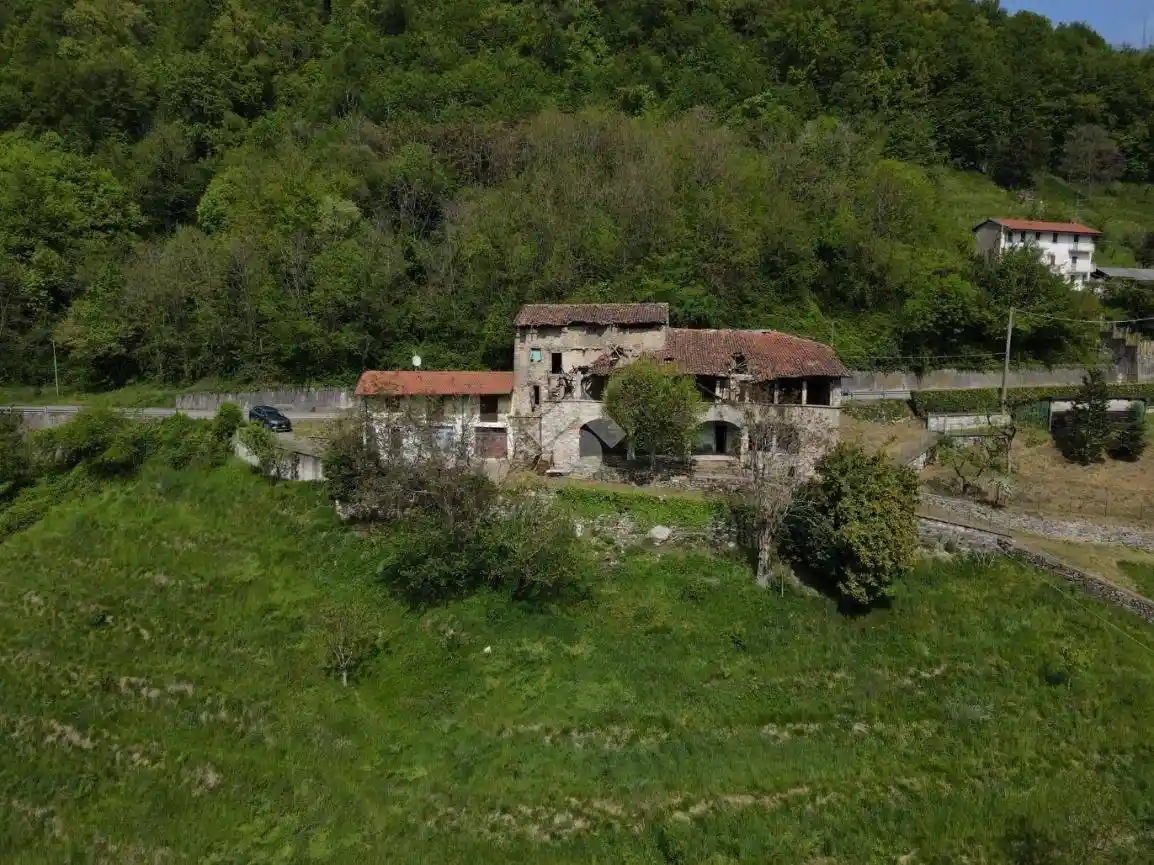Casa indipendente in vendita a Torre de' Busi
