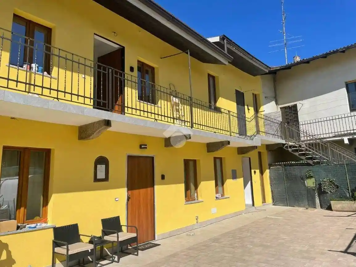 Casa indipendente in vendita a Cardano al Campo